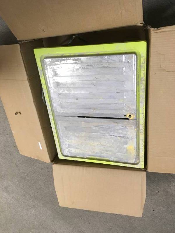 lot 91 image: RYOBI 7 in. 4.8 Amp Tabletop Tile Saw USED in very good c ondition