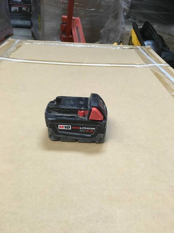 lot 100 image: Milwaukee M18 18-Volt Lithium-Ion XC Extended Capacity Battery Pack 4.0Ah