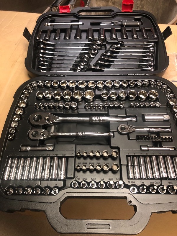lot 111 image: Husky Mechanics Tool Set (185-Piece) in good conditions
