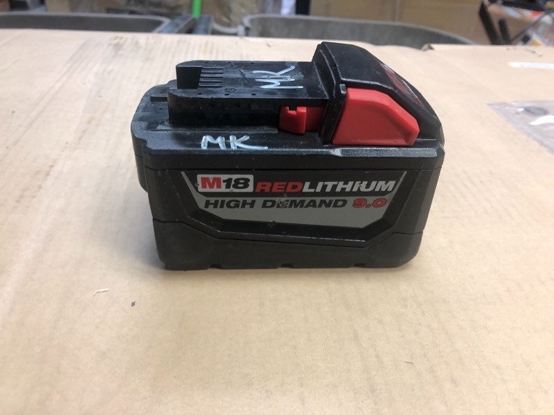 lot 114 image: Milwaukee M18 18-Volt Lithium-Ion High Demand Battery Pack 9.0Ah in working conditions
