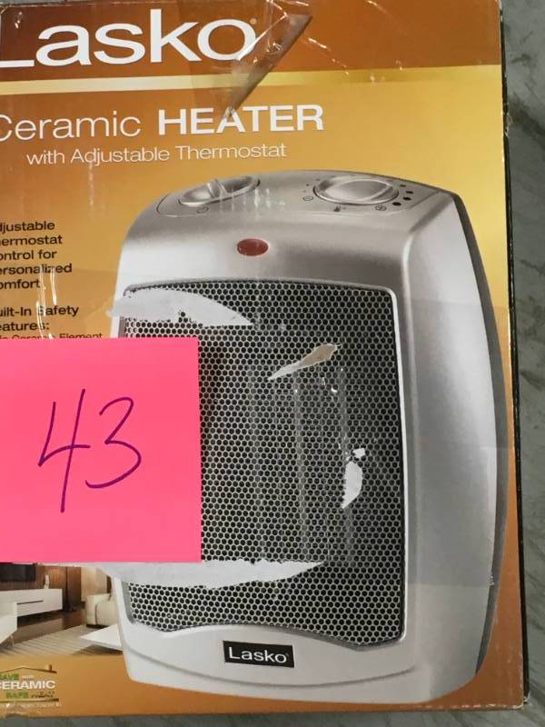 lot 43 image: Lasko 9.2 in. 1500-Watt Electric Portable Ceramic Compact Heater in good working condition