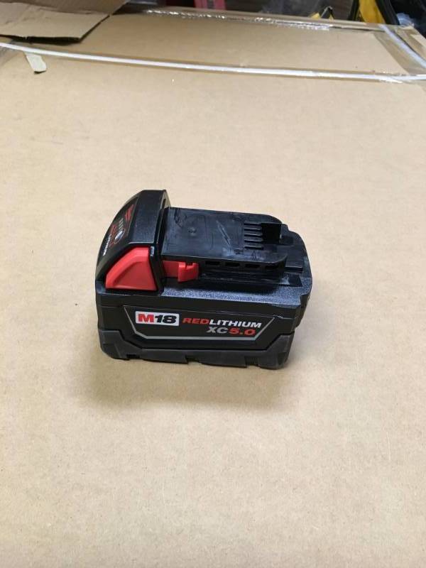 lot 88 image: Milwaukee M18 18-Volt Lithium-Ion XC Extended Capacity Battery Pack 5.0Ah in good working condition