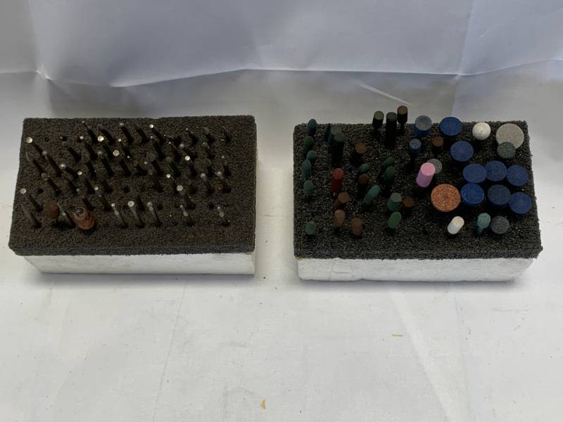lot 17 image: Approx 100 Dremel Accessory Bits