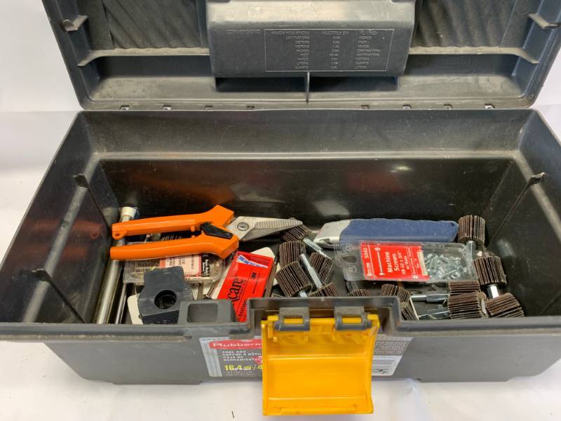 lot 19 image: Toolbox with Assorted Dremel Bits