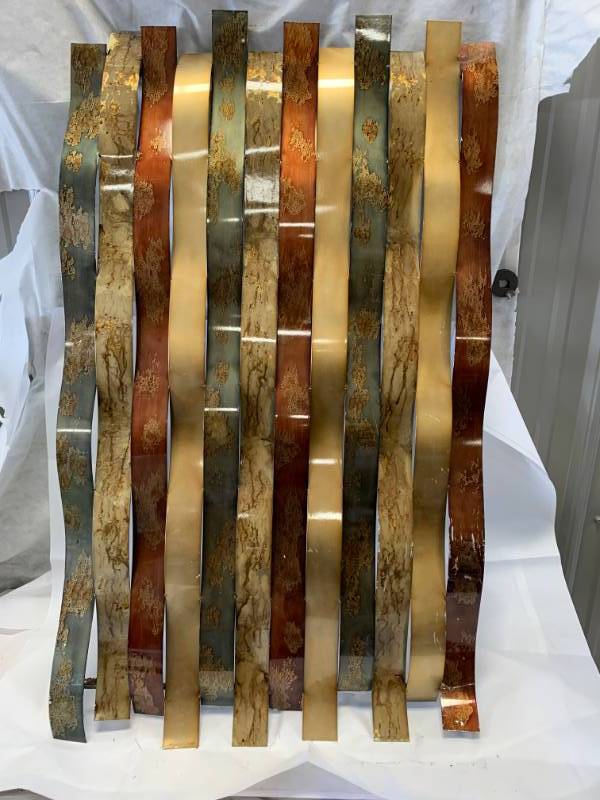 lot 80 image: Beautiful Metal Artwork 24 x 39