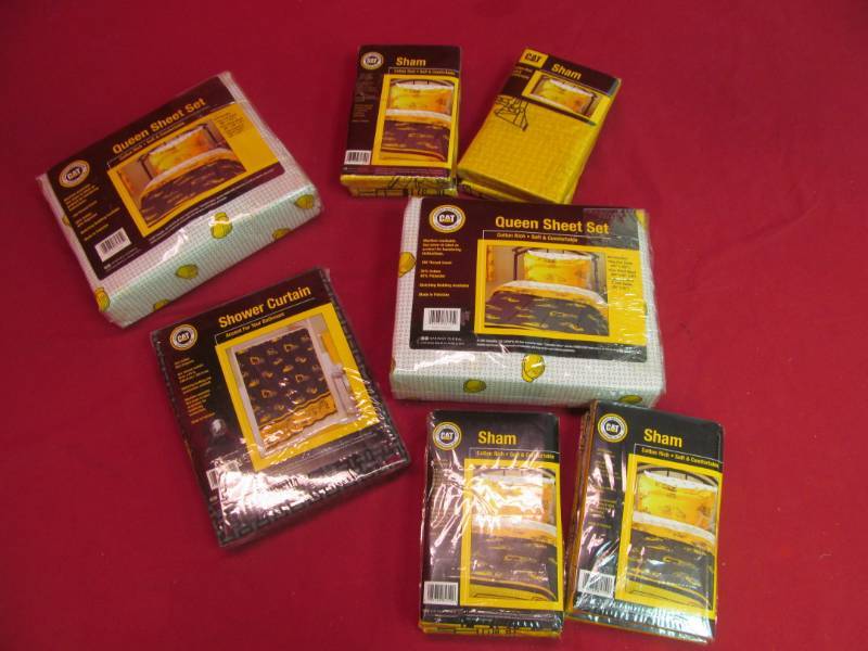 Caterpillar bed linens