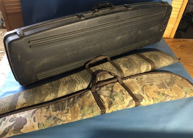 lot 16 image: 3 Gun Cases
