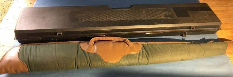 lot 18 image: Gun Cases