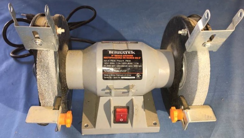 lot 53 image: Bench Top Grinder