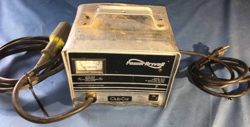 lot 63 image: Golf Cart Battery Charger