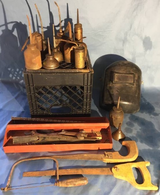 lot 70 image: Oil Cans and More
