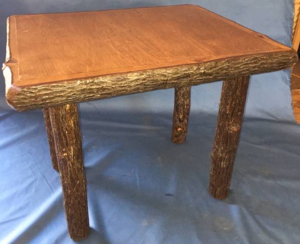lot 78 image: Side Table