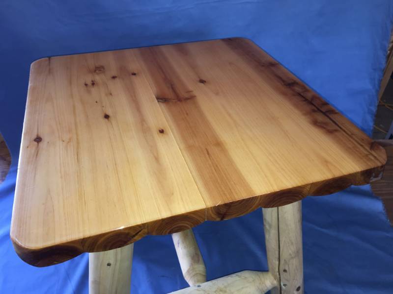 lot 79 image: Side Table