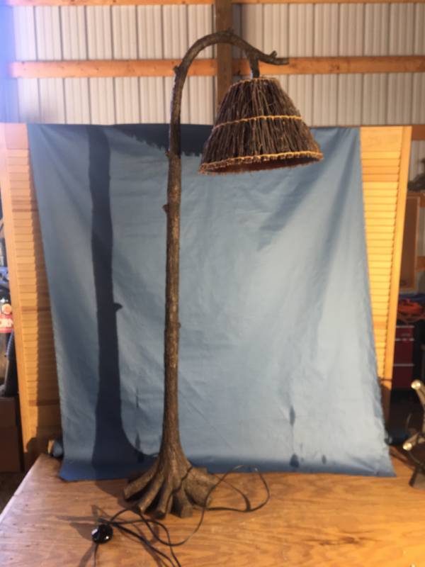 lot 101 image: Decorative Lamp