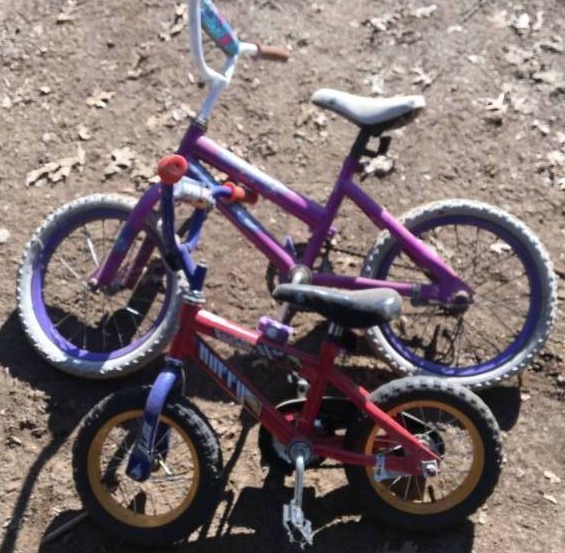 lot 108 image: Kids Bikes