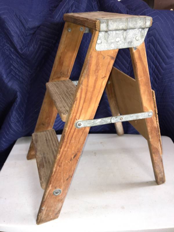 lot 205 image: Step Ladder