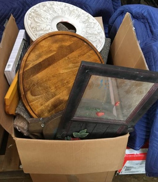lot 230 image: Assorted Home Dcor and More