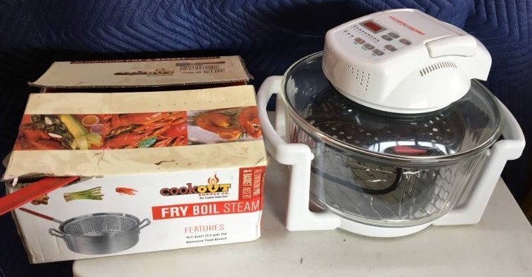 lot 232 image: Assorted Kitchenwares and More