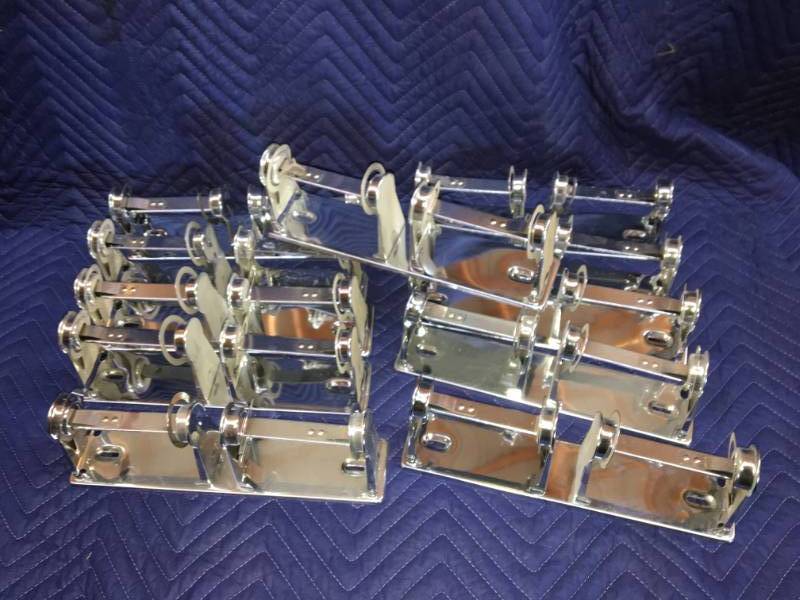 lot 261 image: Double TP Roll Holder