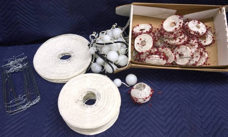 lot 286 image: Paper Lantern and String Lights