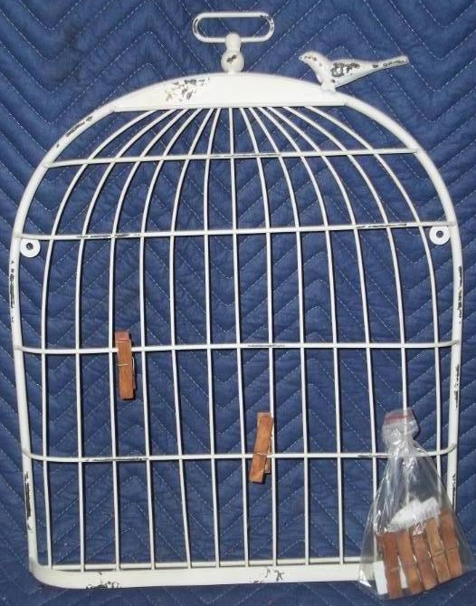 lot 384 image: Metal Wall Message Board