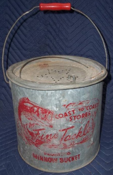 lot 394 image: Vintage Bait Bucket