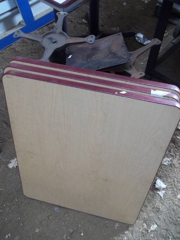 lot 414 image: Unassembled Tables