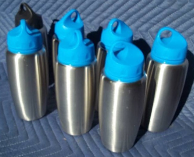 lot 438 image: Portable Beverage Containers