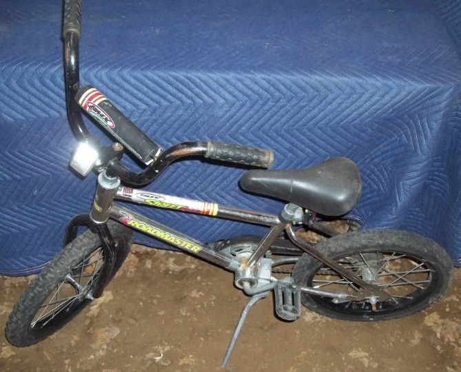 lot 460 image: Kids Bike