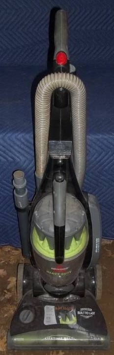 lot 461 image: Vacuum