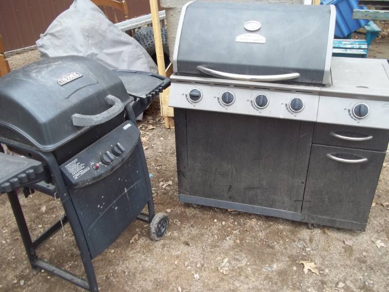 lot 491 image: Propane Grills