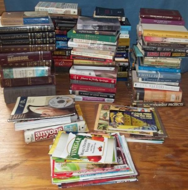 lot 518 image: Assorted Books