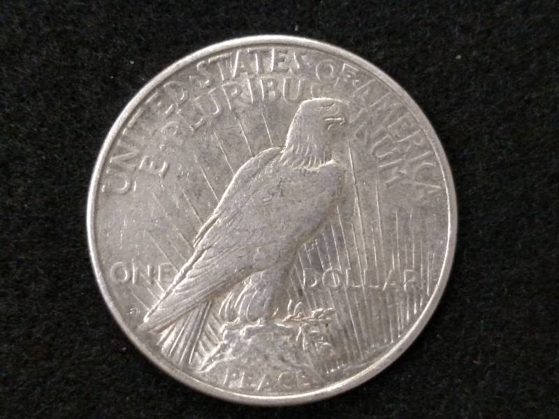 lot 39 image: 1922 S Peace Silver Dollar...