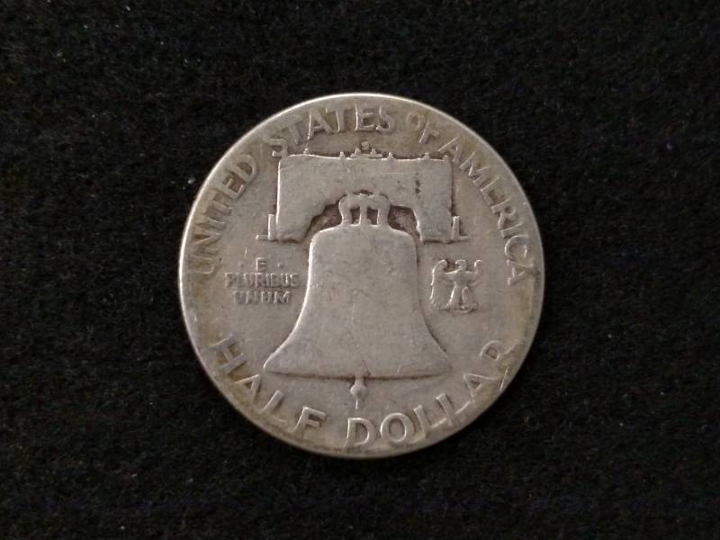 lot 89 image: 1951 S Franklin Silver Half Dollar...