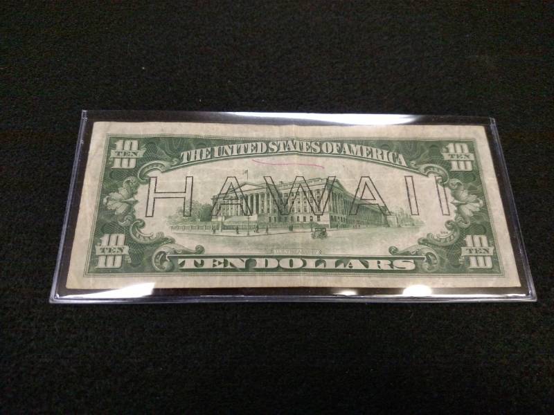 lot 135 image: 1934 A Ten Dollars Hawaii Federal R...