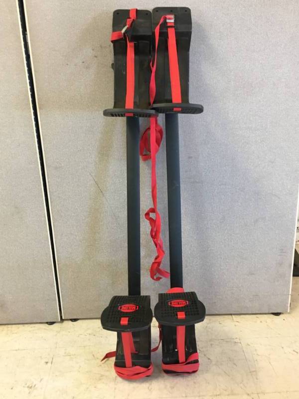 lot 12 image: Kayak Car Roof Rack