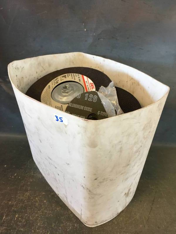 lot 35 image: Assorted Disc Grinding Wheels