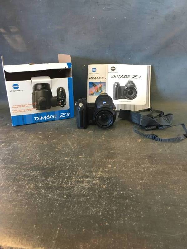 lot 53 image: Digital Camera