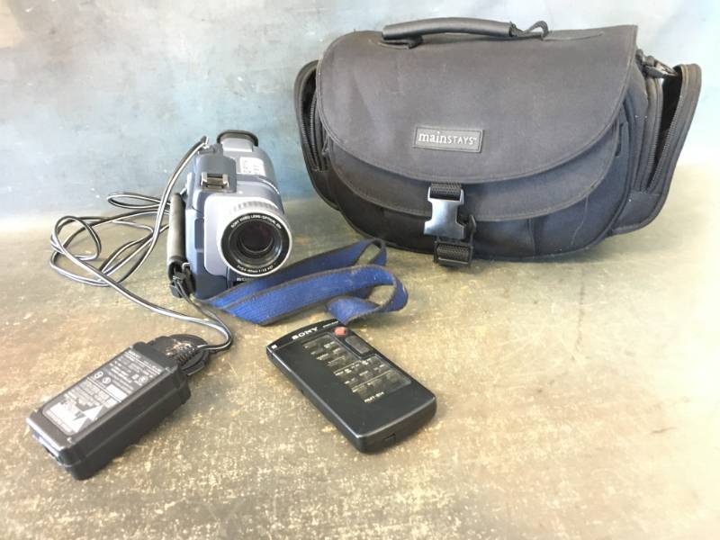 lot 61 image: Sony Handy Cam