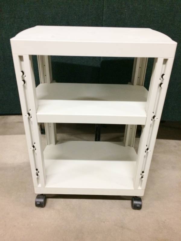 lot 13 image: 3 Tier Cart - Good Condition