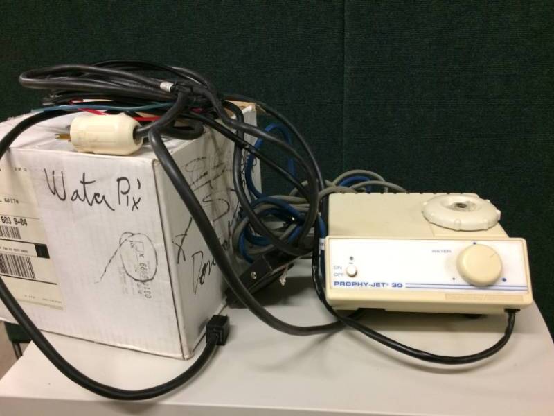 lot 19 image: Dentsply Cavitron Prophy-Jet 30 Dental Prophylaxis Unit Gen-111 Great Working Condition