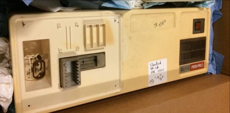 lot 31 image: Peri-Pro I Dental Xray Film Processor Developer Air Techniques w Daylight Loader Nice Condition Needs A Little Cleanup - One Just Sold On Ebay $500