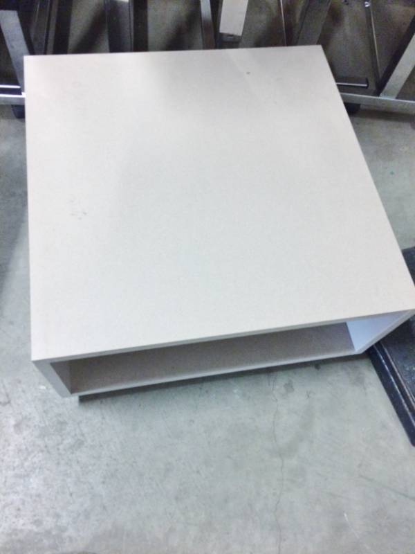 lot 49 image: Mobile Square Shelf - Excellent Condition
