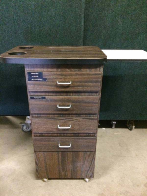 lot 47 image: Medical Dental Cabinet