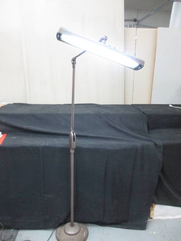 lot 58 image: Old lamp 5 feet tall adjustable height