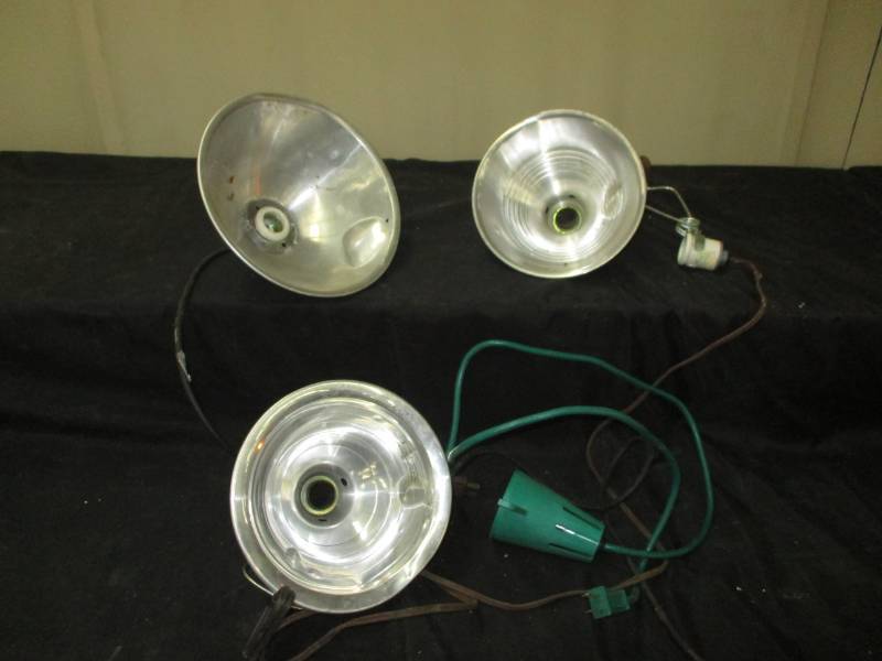 lot 61 image: Heat Lamps
