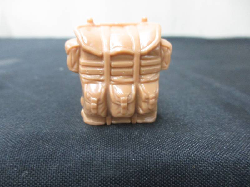 lot 161 image: G.I. Joe 1987 Accesory Pack Outback