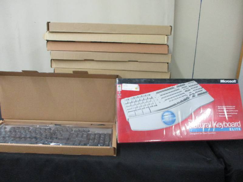 lot 177 image: 14 New Keyboards still in the boxes