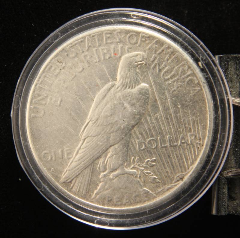 1926-S PEACE SILVER DOLLAR IN AIRTITE