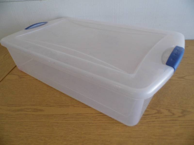 lot 81 image: Clear Tote